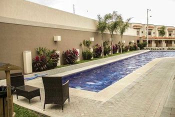 SE VENDE  FOR SALE  New Town House SANTA ANA HILLS