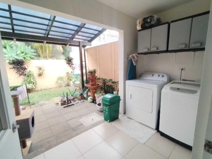 Venta de Casa en Santo Domingo, Heredia. en Santo Domingo, Heredia — ₡ 105 000 000