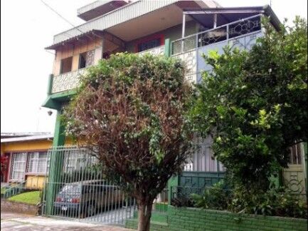 ¡Gran Oportunidad de Inversión! Amplia Casa Rústica con Potencial de Ingresos en Zona Estratégica in San Pedro, Montes De Oca, San José — $335,000
