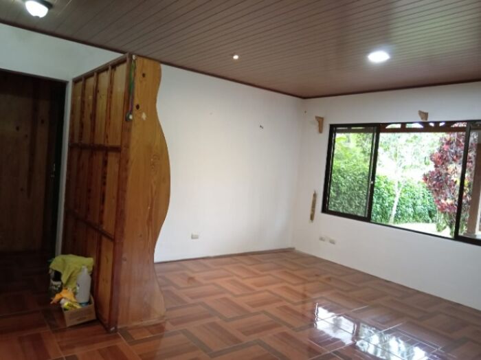 SE VENDE BELLA PROPIEDAD Y CASA EN VALLE AZUL DE SAN RAMÓN.  en Peñas Blancas, San Ramón, Alajuela — ₡ 67 500 000