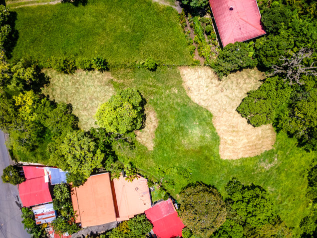 En Venta Terreno de 8216 m2 para Desarrollo en Pozos de Santa Ana in Pozos, Santa Ana, San José — $821,600