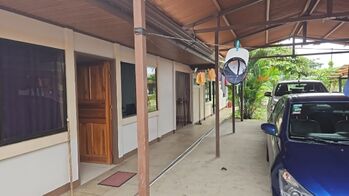 SE VENDE DE OPORTUNIDAD BAR, RESTAURANTE Y 2 APARTAMENTOS EN ATENAS.  en Escobal, Atenas, Alajuela — 135 000 000 ₡ - Foto 4 de 18
