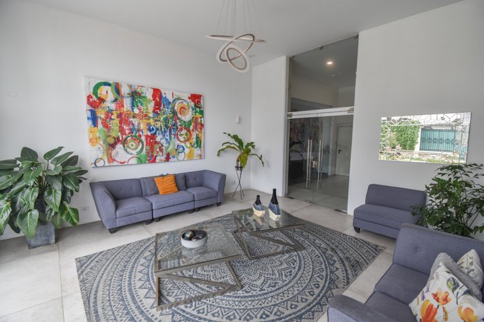 Penthouse en Vía 74 Nunciatura en Mata Redonda, San José — $550,000 - Foto 2 de 31