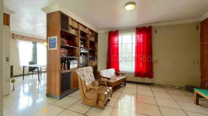 Venta de Casa de 1 Planta en Barrio Escalante, San José. RAH 27-167 in Carmen, San José — $850,000
