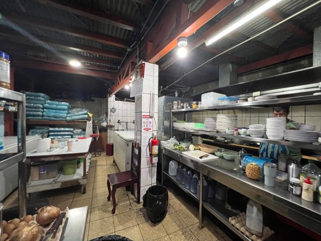 Venta de local comercial de 3 niveles en San Rafael Arriba #27-678 GS en San Rafael Arriba, Desamparados, San José — $460,000 - Foto 3 de 9