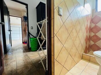 Venta de Casa en Flores-San Joaquín de Heredia. RAH 26-1291 en San Joaquín, Flores, Heredia — $380,000 - Foto 4 de 17