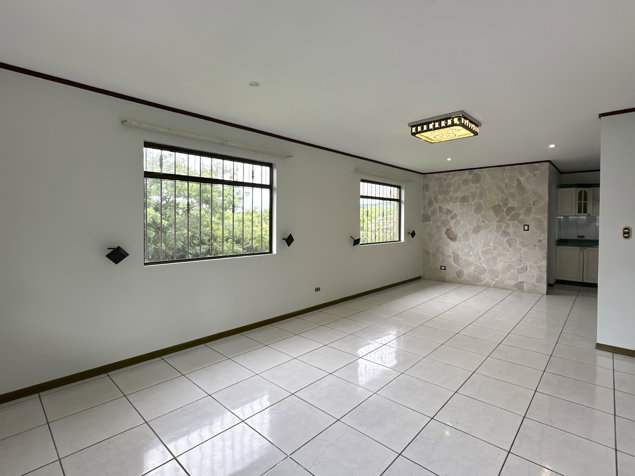 Venta de casa en Santo Domingo de Heredia in Pará, Santo Domingo, Heredia — ₡ 175 000 000 - Photo 3 of 17