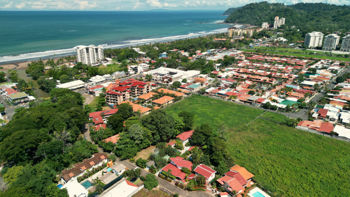 Hermoso Hotel en Jaco Centro in Jacó, Garabito, Puntarenas — $830,000 - Photo 3 of 77
