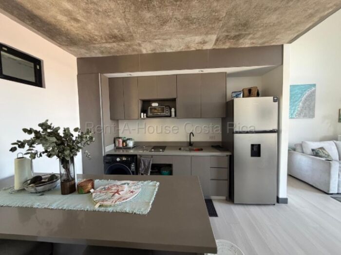 Venta apartamento loft moderno con parqueo techado y excelente conectividad #26-2163 GS in Pozos, Santa Ana, San José — $153,000