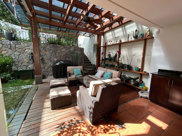 Venta de Casa en Guachipelin Escazú - COD SM1393 in San Antonio, Escazú, San José — $420,000 - Photo 3 of 30