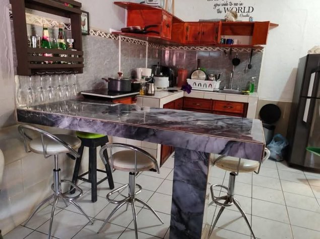 VILLA EN VENTA – CONDOMINIO DON ROBERTO (A puerta cerrada) A SOLO 700M DE LA PLAYA! 2 habitaciones en Jacó, Garabito, Puntarenas — ₡ 51 000 000