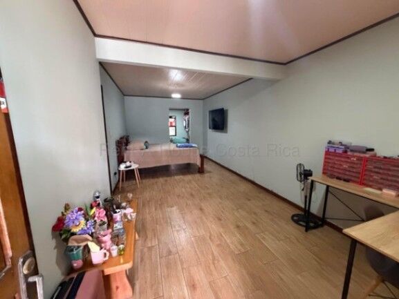 MLS-26-1802 LS VENTA CASA SAN JUAN DE DIOS SAN JOSE CONTACTENOS AL # 86127562 en San Juan De Dios, Desamparados, San José — ₡ 130 000 000