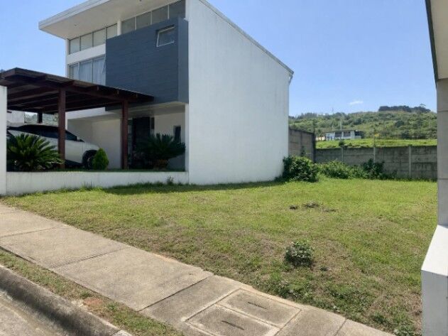 Lote en venta Condominio Sostenible Rivera del Irazu en San Nicolás, Cartago — ₡ 36 000 000