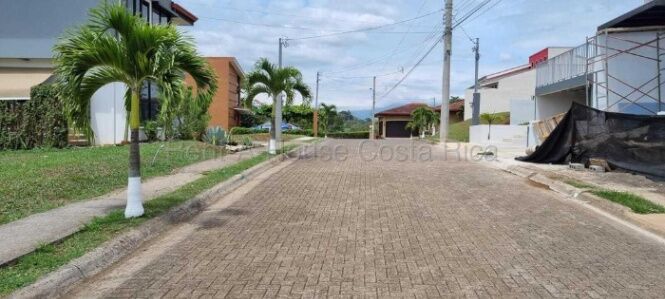 Venta de Hermoso Lote en Condominio en Grecia 26-1740 en Grecia, Alajuela — $52,000