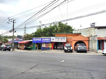 VENTA DE CASA, APTO Y LOCALES COMERCIALES, SAN JOSE, GOICOECHEA. en Guadalupe, Goicoechea, San José — $385,000 - Foto 3 de 38