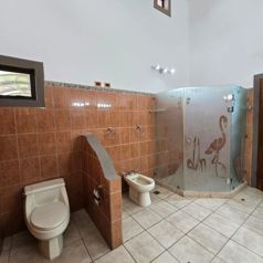 Vendo Casa en Hacienda Los Reyes-Alajuela. - Foto 3 de 3