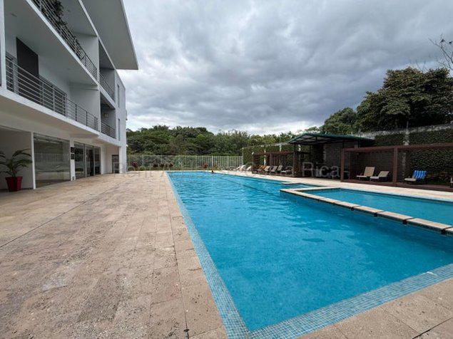 Alquiler de Moderno Apartamento Tipo Estudio en Condominio Urban Flats, Santa Ana. RAH 27-754 en Pozos, Santa Ana, San José — ₡ 450 000 - Foto 3 de 14