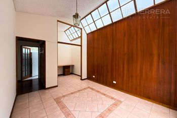 Venta Casa Freses Curridabat in Curridabat, San José — $800,000 - Photo 4 of 24