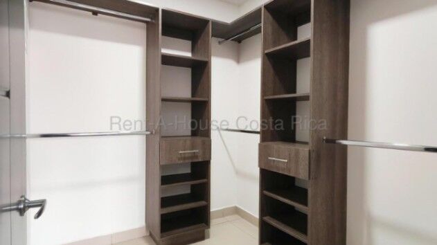 MLS-26-1962 LS VENTA APARTAMENTO ALAJUELITA SAN JOSE CONTACTENOS AL # 86127562 en Alajuelita, San José — $159,000