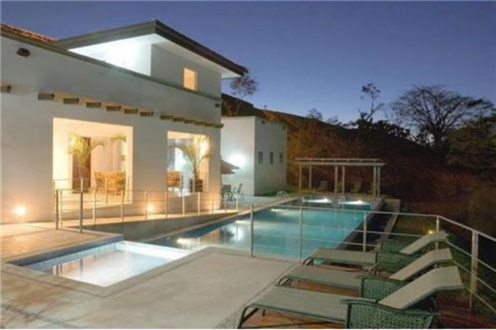 Lote en Condominio en Ciudad Colón en Santa Ana, San José — $120,000