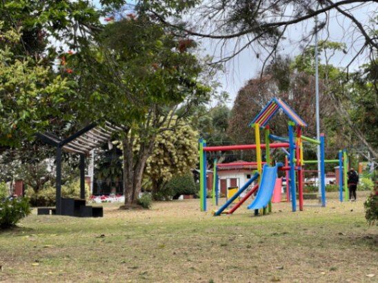 Alquiler de Cómoda Casa en Curridabat, San José / Mls. 26-722 OFC JB in Granadilla, Curridabat, San José — $1,700