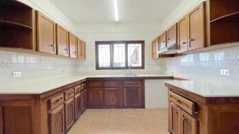 Apartamento alquiler en Bello Horizonte MLS#26-1349 en San Rafael, Escazú, San José — $1,800 - Foto 4 de 14