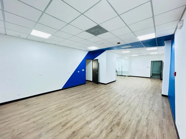 Edificio Venta o Alquiler | 1.947 m² | Escazú cerca Multiplaza in San Rafael, Escazú, San José — $3,200,000 - Photo 3 of 12
