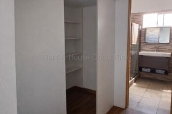 Venta casa familiar de tres niveles en residencial seguro #26-1812 GS en Concepción, La Unión, Cartago — 46 000 000 ₡ - Foto 4 de 15