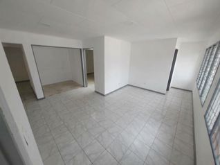 House For Sale With Mixed-Use Zoning, Heredia Center - Photo 2 of 3