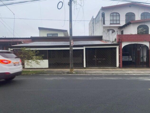 Venta de Casa en Heredia. RAH 26-738 en Heredia — ₡ 80 000 000