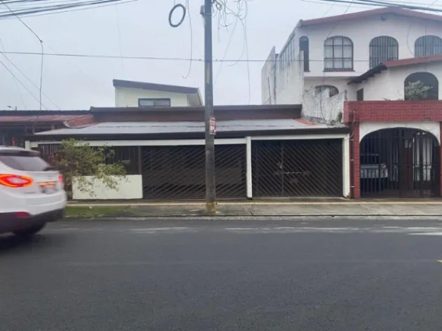 Venta de Casa en Heredia. RAH 26-738 en Heredia — ₡ 80 000 000