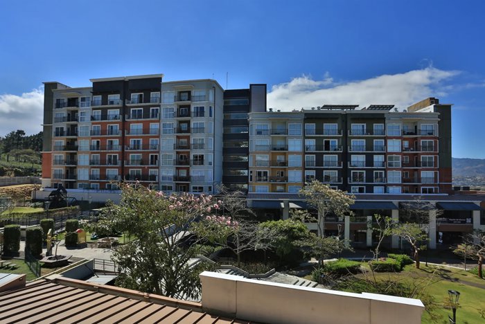 VENTA DE APARTAMENTO AMUEBLADO, HEREDIA, CONDOMINIO SANTA VERDE en Heredia — $160,000