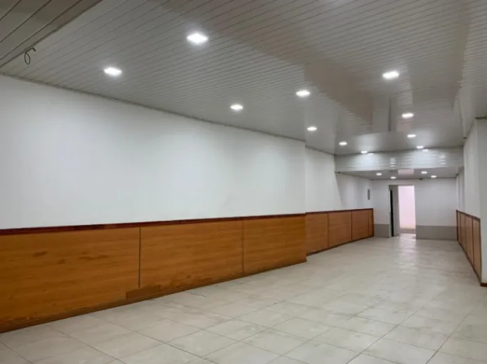Alquiler de Amplio Local Comercial en San José / Mls. 26-1198 OFC JB en Catedral, San José — $4,000 - Foto 2 de 7