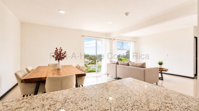 Venta | Apartamento de 2 habitaciones en Torres de Granadilla #26-2173 GS en Granadilla, Curridabat, San José — $185,000