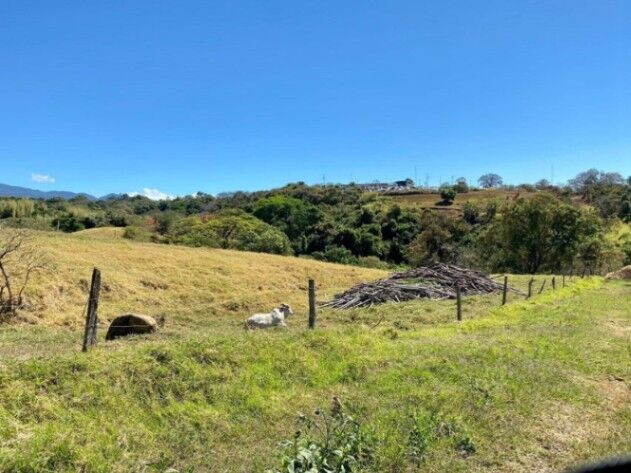 Se vende lote de 1.1 hectáreas en Santa Barbara Heredia 25-1834 in Santa Bárbara, Heredia — $650,485
