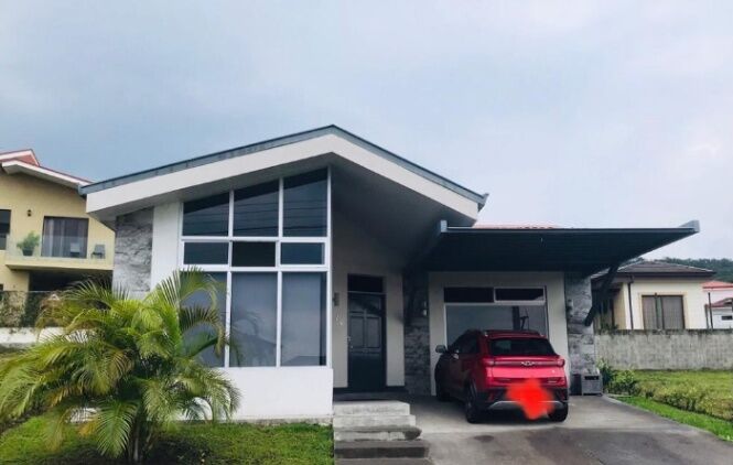 Venta de Casa en La Guácima, Alajuela. RAH 25-816 en Guácima, Alajuela — ₡ 115 000 000