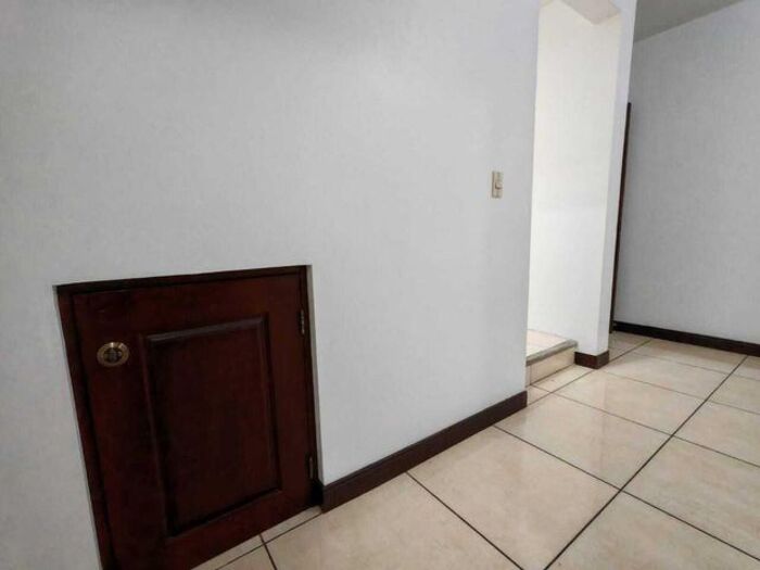 MLS-26-970 LS VENTA CASA TURRIALBA CENTRO  en Turrialba, Cartago — $143,000
