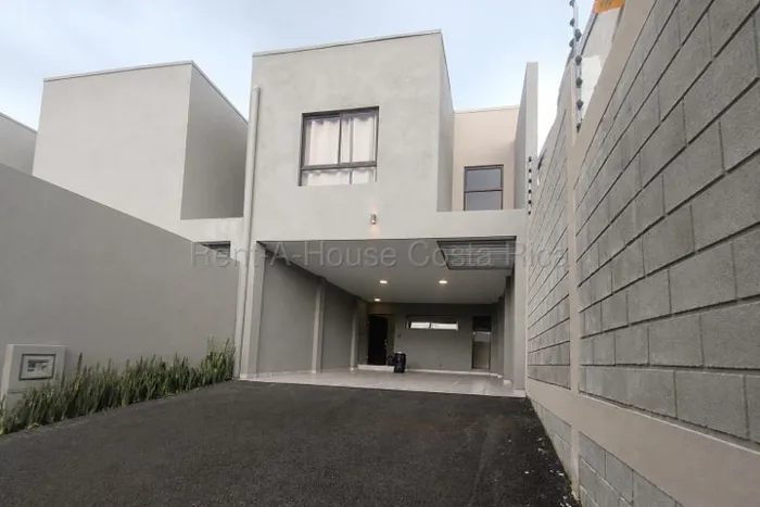 Sale Elegant New Home in Heredia. RAH 27-1013 in Barva, Heredia — ₡ 127 000 000