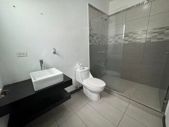Venta de linda casa en San Isidro Alajuela/25-291 en San Isidro, Alajuela — 75 000 000 ₡ - Foto 5 de 14