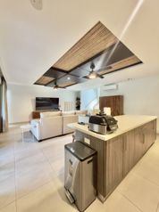Moderna casa de lujo en la exclusiva comunidad privada de Jacó en Jacó, Garabito, Puntarenas — $449,000 - Foto 4 de 21