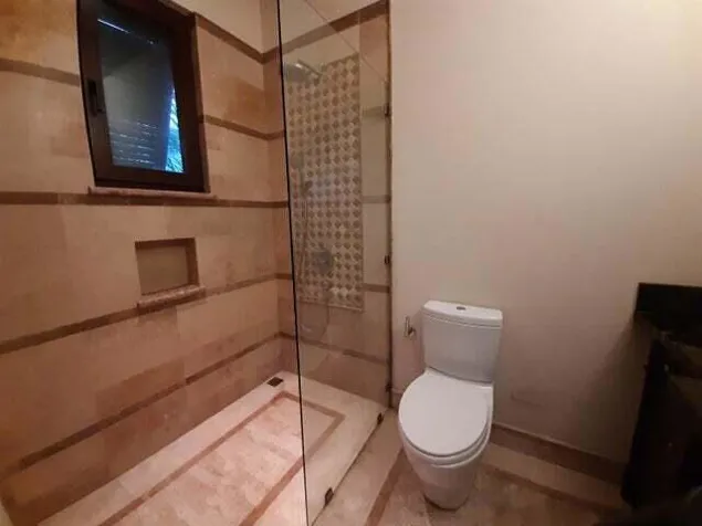 Venta de mansión de ultra lujo con piscina, cine y cava #26-1357 GS en Pozos, Santa Ana, San José — $3,000,000 - Foto 3 de 15