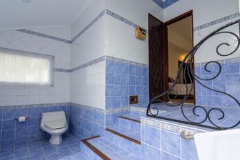 Alquiler de Casa en Escazú, San José. in San Rafael, Escazú, San José — $4,500 - Photo 5 of 18