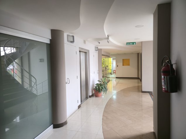 Oficina en alquiler San José, Rohrmoser, Oficentro. PVV9332018 in Pavas, San José — $5,088