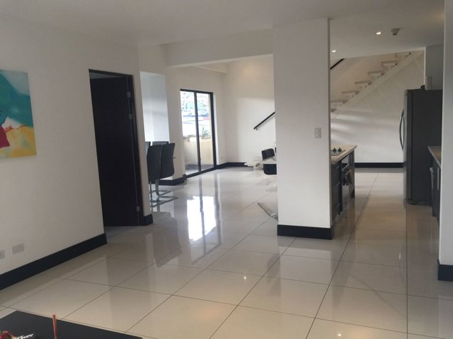 Apartamento en Condominio en Montesol Santa Ana in Pozos, Santa Ana, San José — $260,000 - Photo 3 of 20