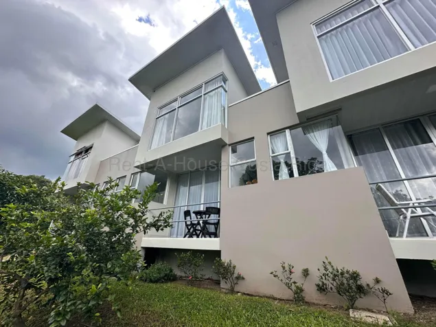 Apartamento en Alquiler en Colon, Mora in Colón, Mora, San José — $800 - Photo 3 of 11