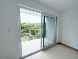 Venta apto con vista al bosque, Punta Esmeralda, Garabito. (MV) in Jacó, Garabito, Puntarenas — $200,000 - Photo 4 of 10