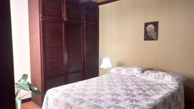 Venta dúplex de 2 apartamentos ideal para inversión y alquiler #26-1207 GS en San Rafael, Escazú, San José — $400,000