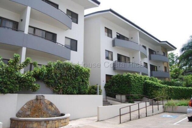 Alquiler de Apartamento Amueblado en Santa Ana-Centro. RAH 26-1680 in Santa Ana, San José — $900