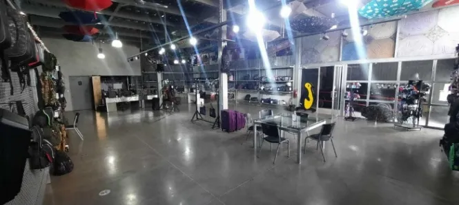 Se venden 2 amplias bodegas para inversión en Santa Ana 23-2829 en Santa Ana, San José — $2,800,000