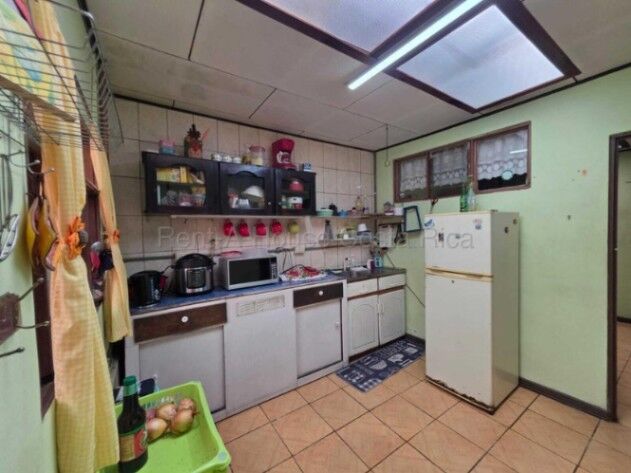 Venta de Casa en Oriental-Cartago. RAH 26-1575 in Oriental, Cartago — $100,000